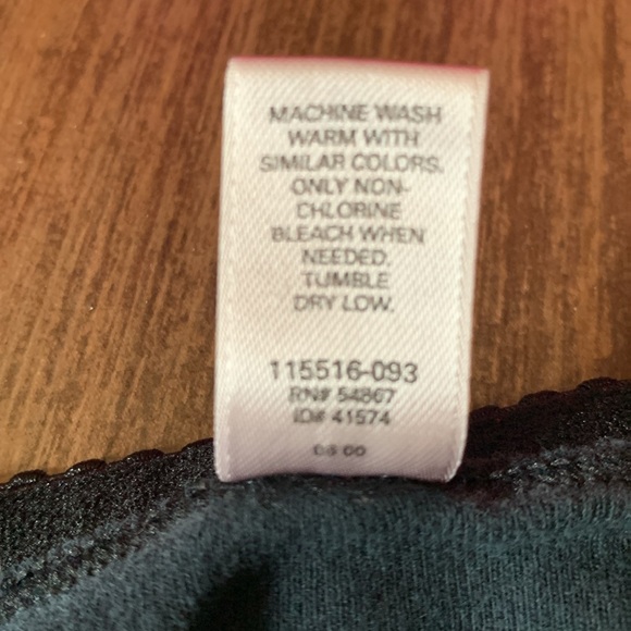 VICTORIA’S SECRET String panties. Full front & back; high on sides. Black.Medium - Picture 6 of 6